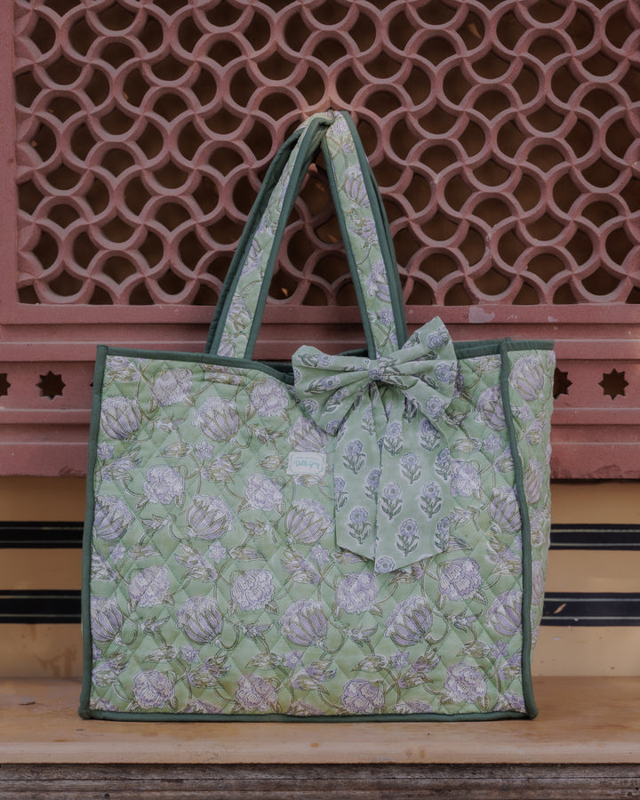 Lotus Jaal Quilted Bow Bag in Tulsi Green