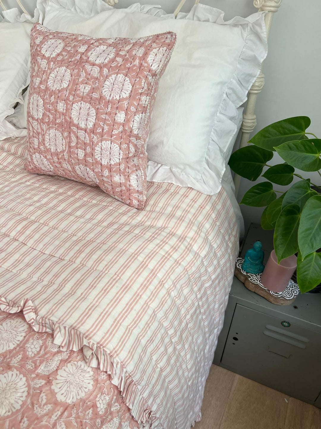 Dusty Pink Marigold Stripe Ruffle Quilt